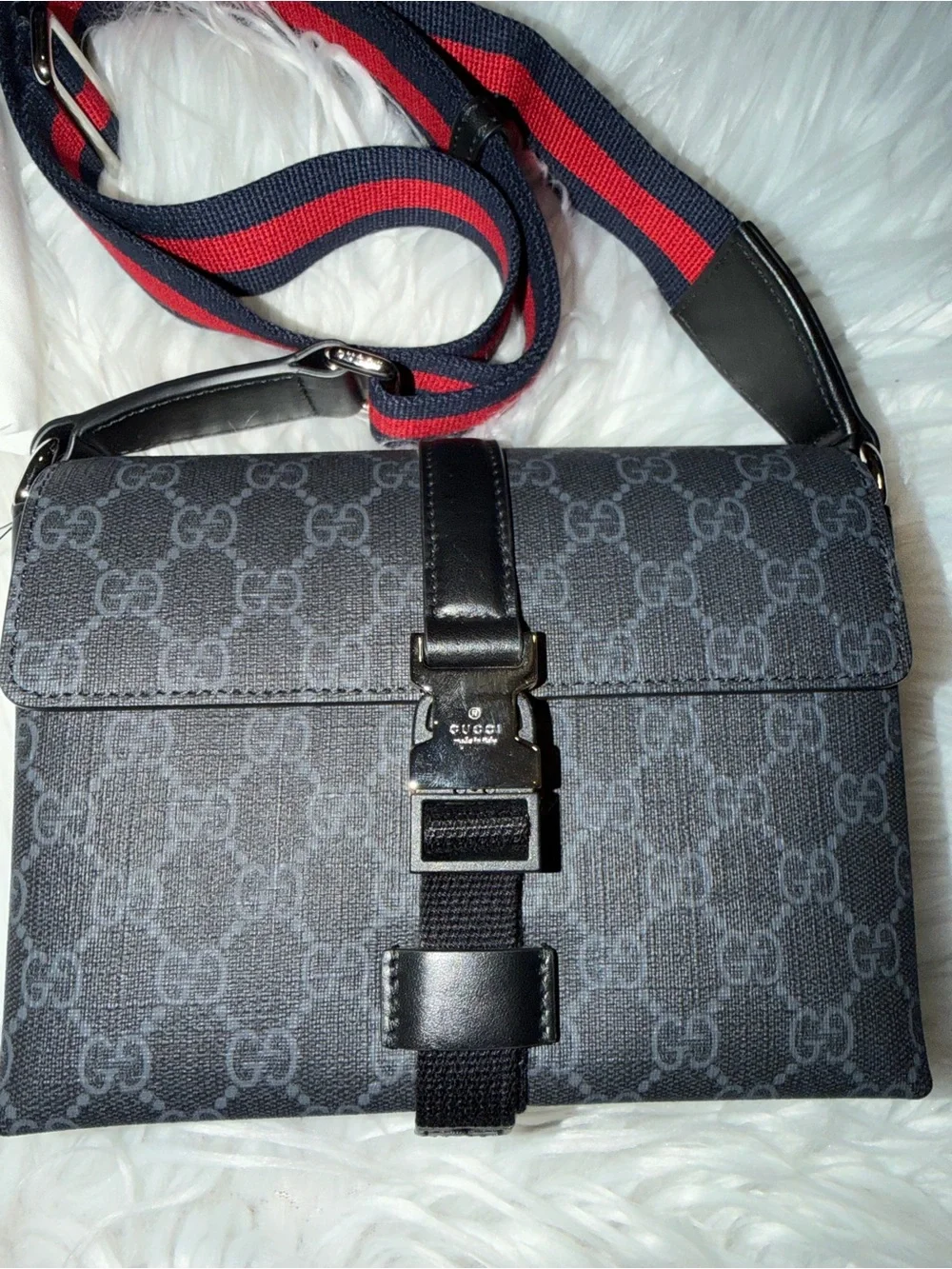 GUCCI Black GG Canvas Mini Messenger Bag